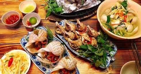 Ẩm thực Hạ Long hấp dẫn du khách