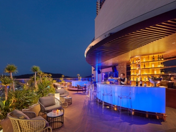 CHILL 25 SKY BAR